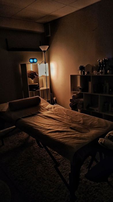 Массаж и пилинг на выезд и у себя