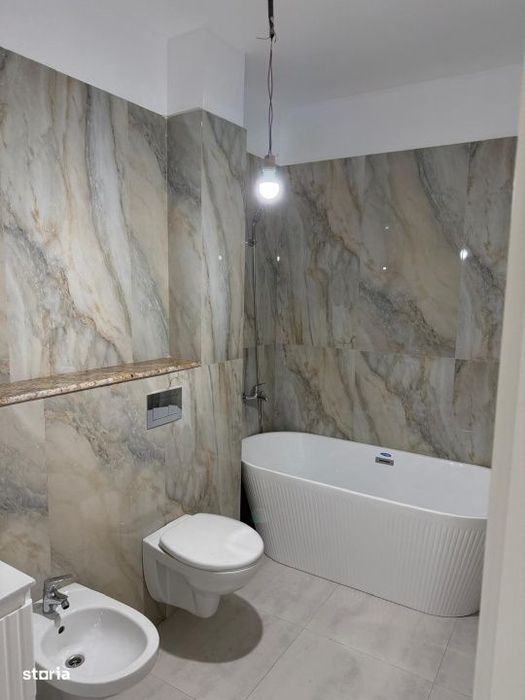 Apartament 3 camere, 92 mp, zona Promenada