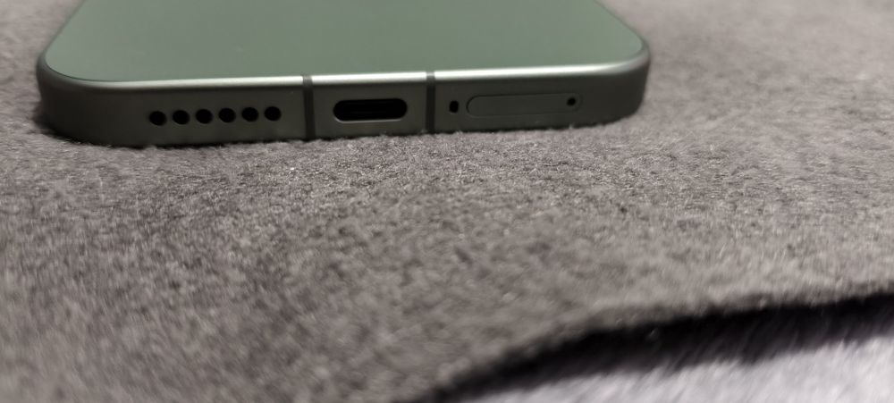 Vand Xiaomi 17 Pro Max sau schimb doar cu iPhone 17 Pro Max