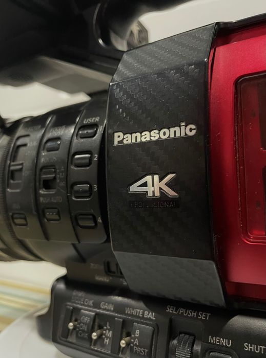Panasonic AG-DVX200 4K Camcorder