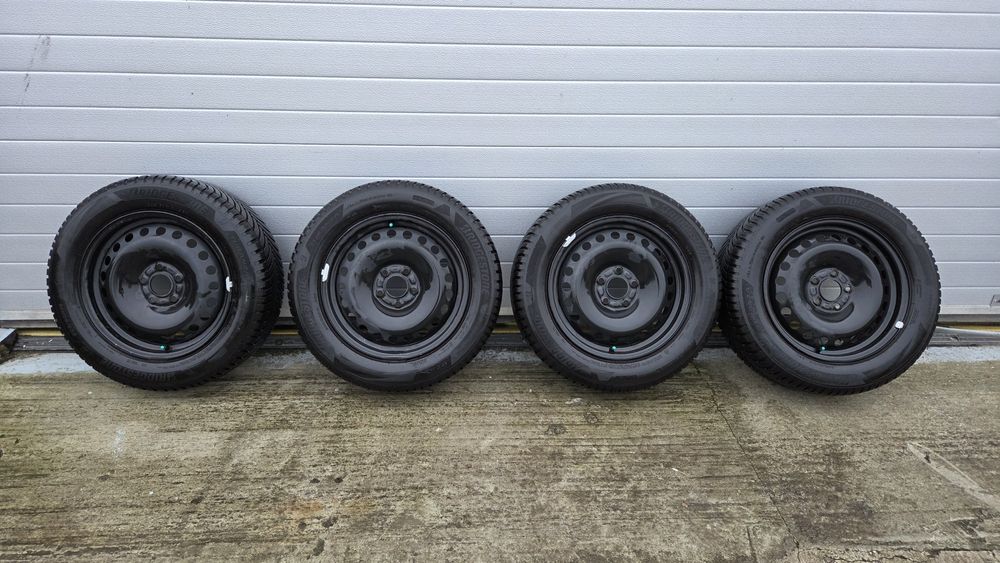Set jante cu cauciucuri Iarna 5x108 205/60R16 Bridgestone  Noi!