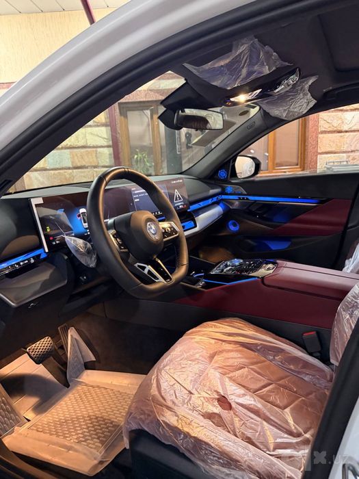 BMW i5 35L bez probeg