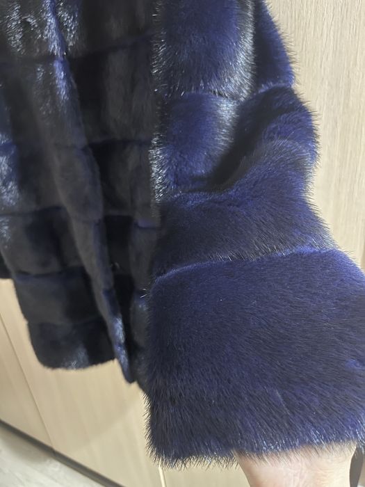 Продам норковую шубу