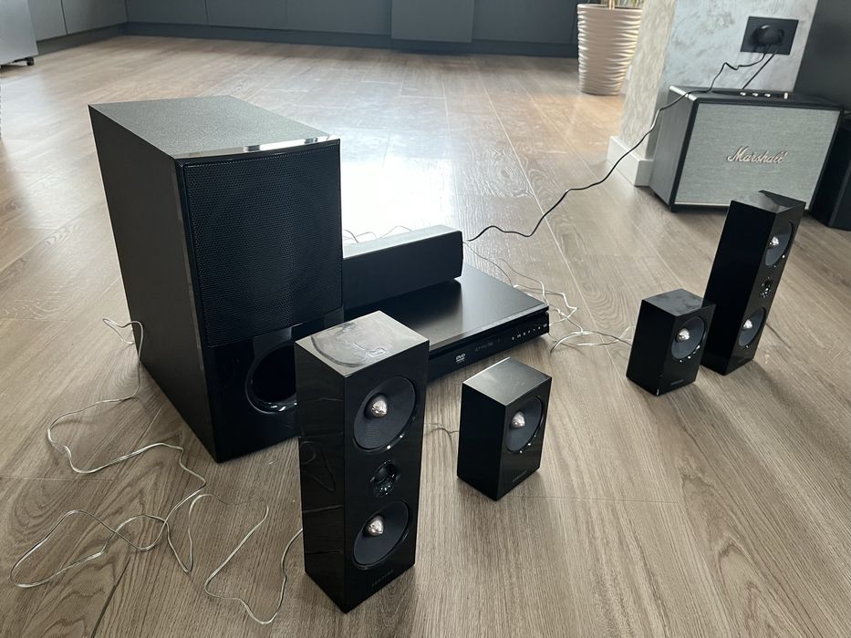 Sistem 5.1 Home Theater LG LHD657 cu bluetooth HDMI OUT