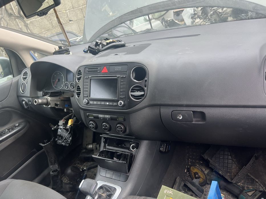 plansa bord chit airbaguri vw golf 5 plus