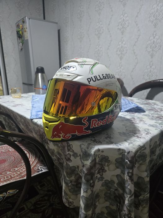 Продаётся шлем SHOEI