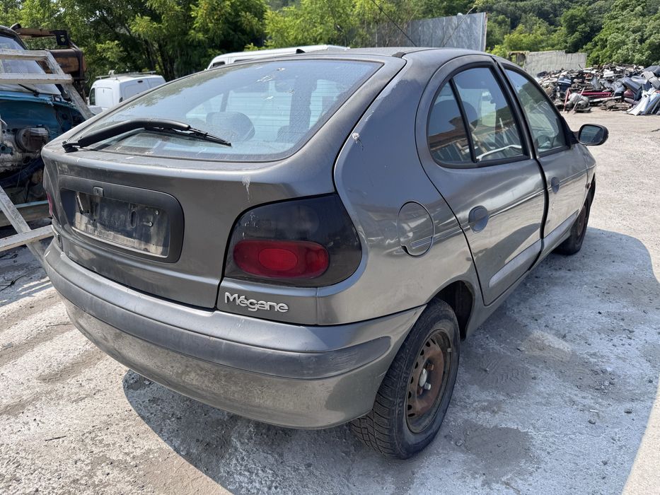 Renault Megane 1.6i 90hp 1997г На Части