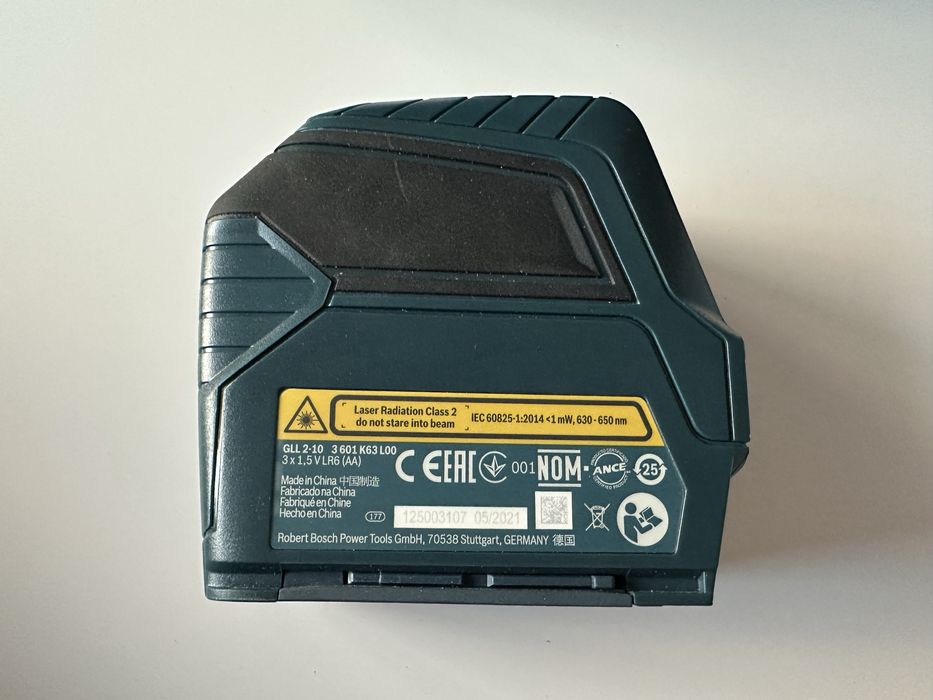 Линеен лазерен нивелир Bosch GLL 2-10