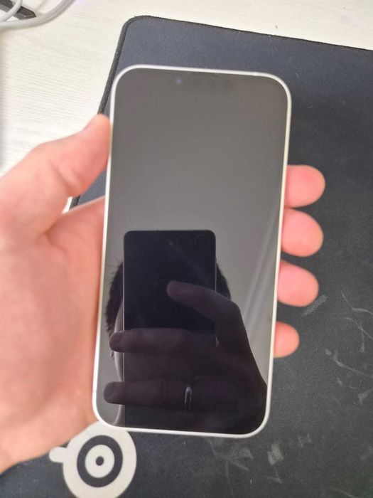 Продам iphone 14 256gb