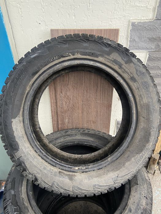Шины зимныйе с шипами