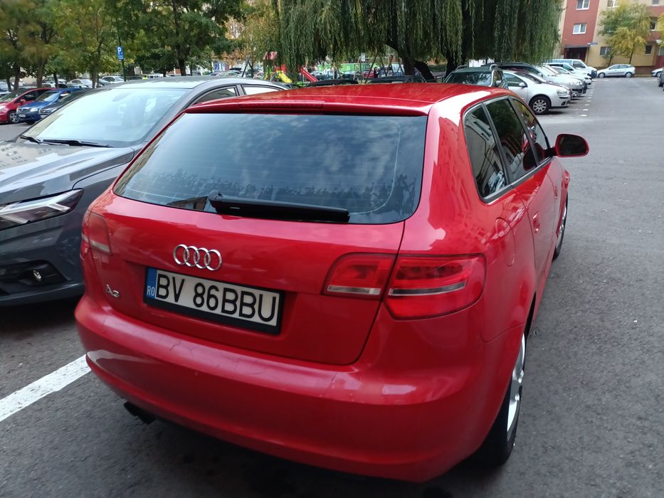Audi A 3 Rosu  2009 (schimb cu moto)