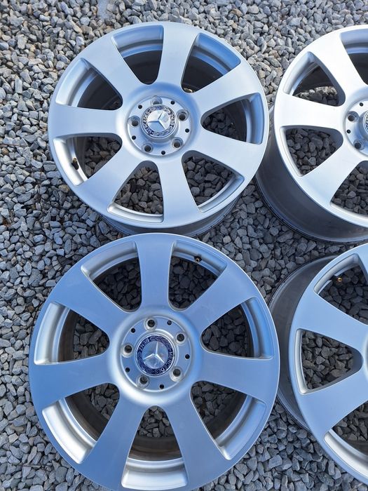 5x112..17цола.7.5j ET47.5 Оригинални Mercedes.