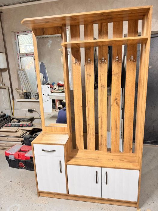 Прихожка для прихожий