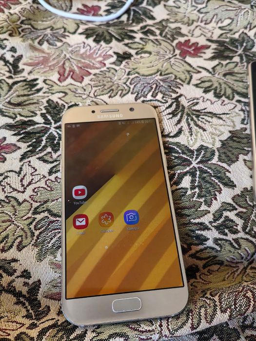 Продается смартфоны oppo a17 samsung a5 samsung a3