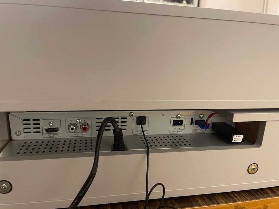 Аудио система (Саундбар и Субуфер) Uppleva HBU4212W