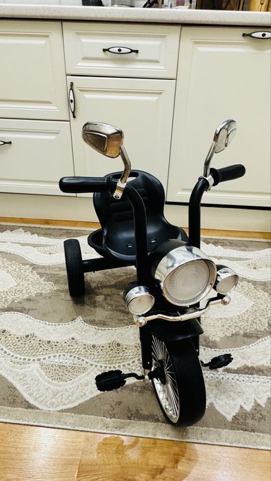 Детский трехколесный велосипед