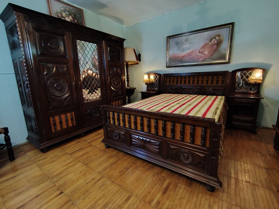 1 Mobilier dormitor, dulap din lemn masiv, pat lemn masiv mahon