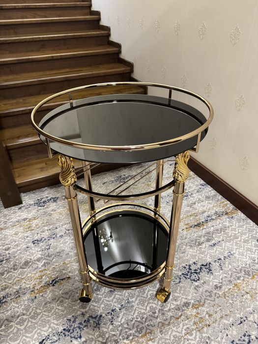 Декоративный стеллаж