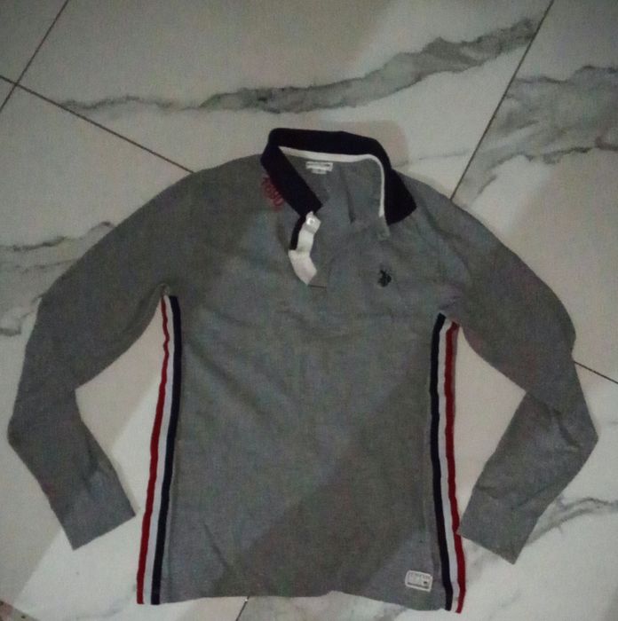 Bluza polo U.S. Polo Assn. gri cu mânecă lungă
