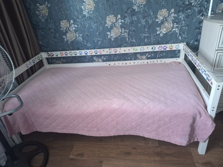 Продам кроватку срочно