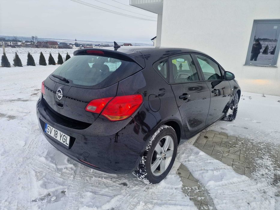 Opel Astra J - 1.6 Benzina - Euro 5 - inmatriculat 2026 - TOP