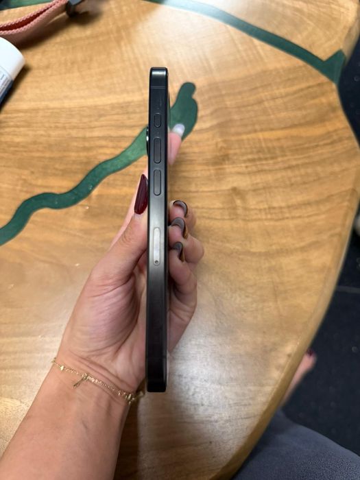 IPhone 15 Pro 256 gb