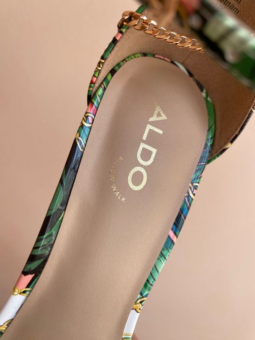 Уникални обувки Aldo на висок ток