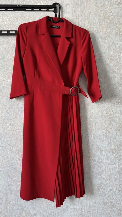 Продам шикарное платье за 5000 тенге