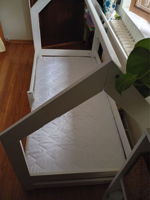 Patut copil plus saltea