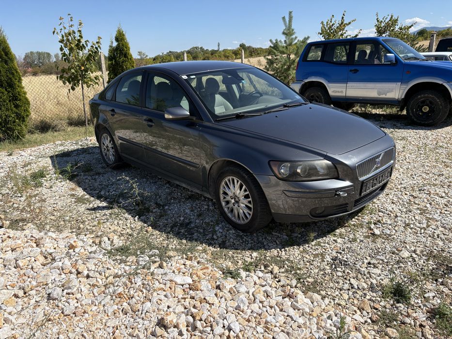 Volvo S40 на части