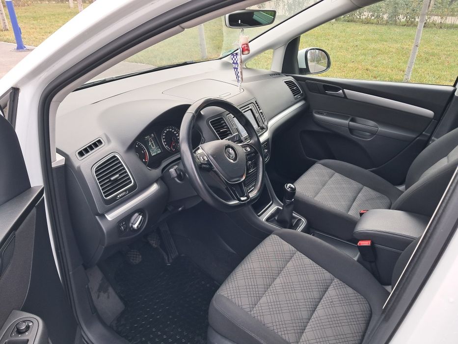 Vând sharan 2.0 TDI