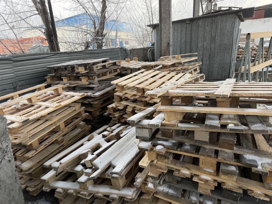 Паллеты сломанные