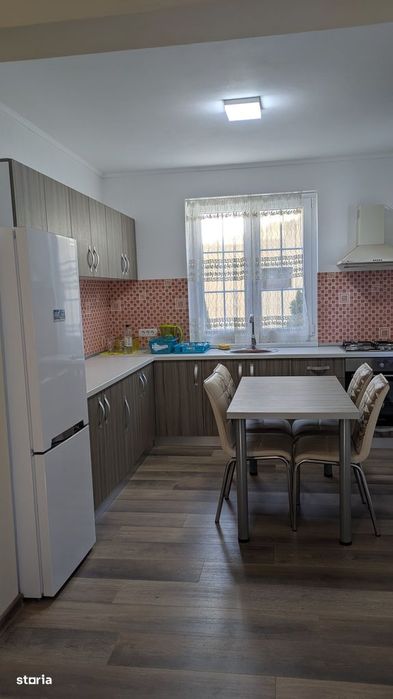 Duplex intreg, constructie noua,solida, in Gai, aproape de principala!