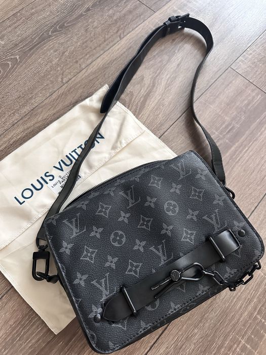 Черна чанта louis vuitton унисекс