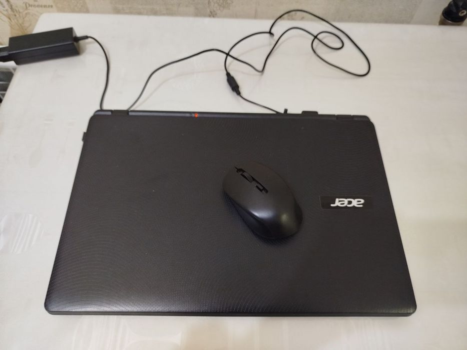 Продам ноутбук на запчасти.