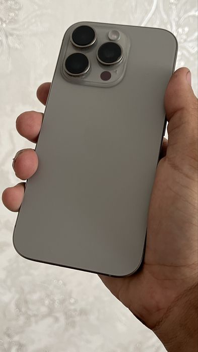 Продам iphone 16 pro