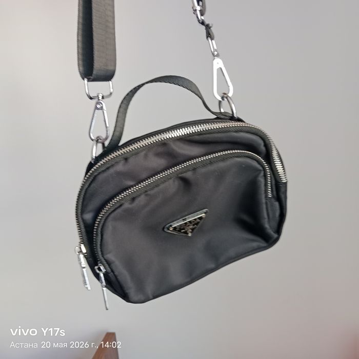 Prada сумка     .