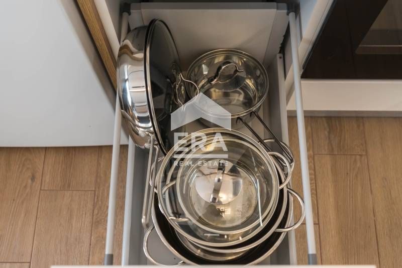 Продава се Двустаен апартамент в Варна, м-т Траката - 53 кв.м за 1317 €/кв.м - Снимка #7