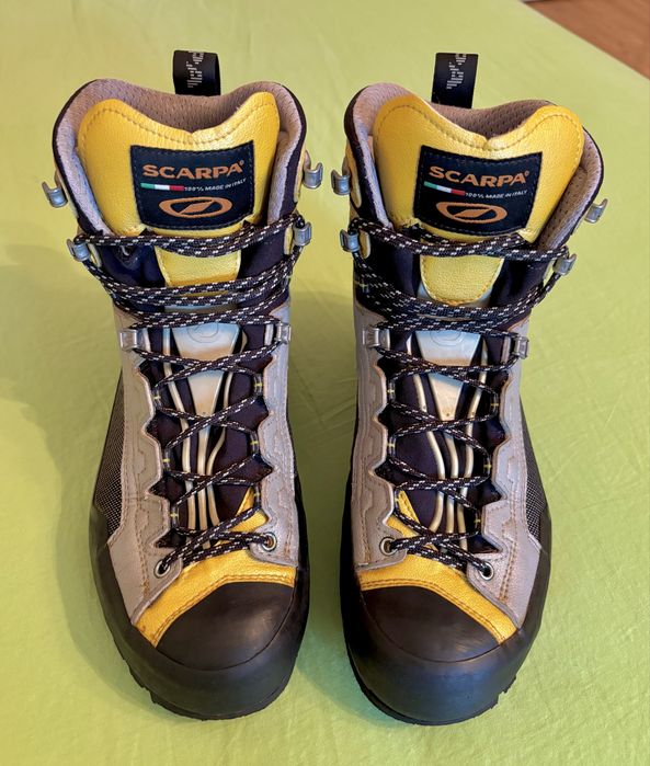 Scarpa номер 38 и Quechua номер 39 туристически обувки, планински боти