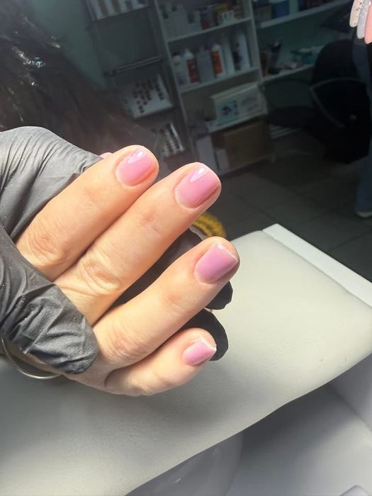 Mani-Pedi clasica Femei si Barbati.  Mani Pedi semi Femei