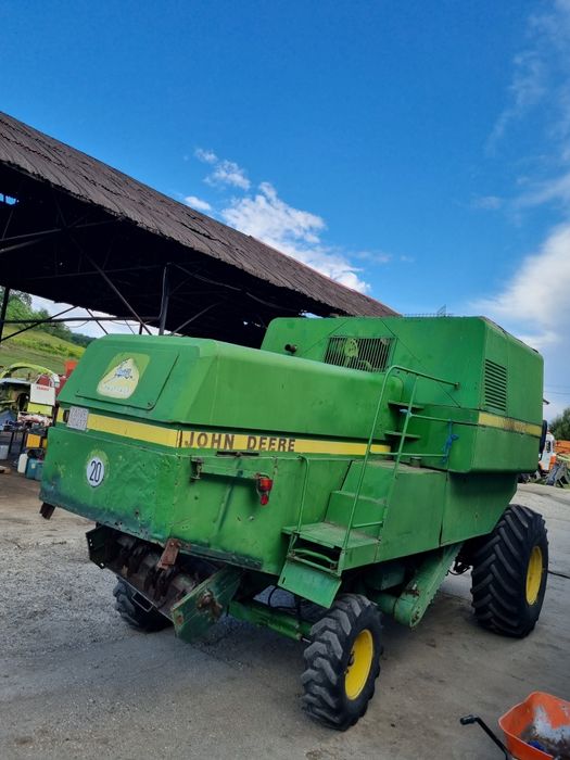 Dezmembram combina John Deere 1072