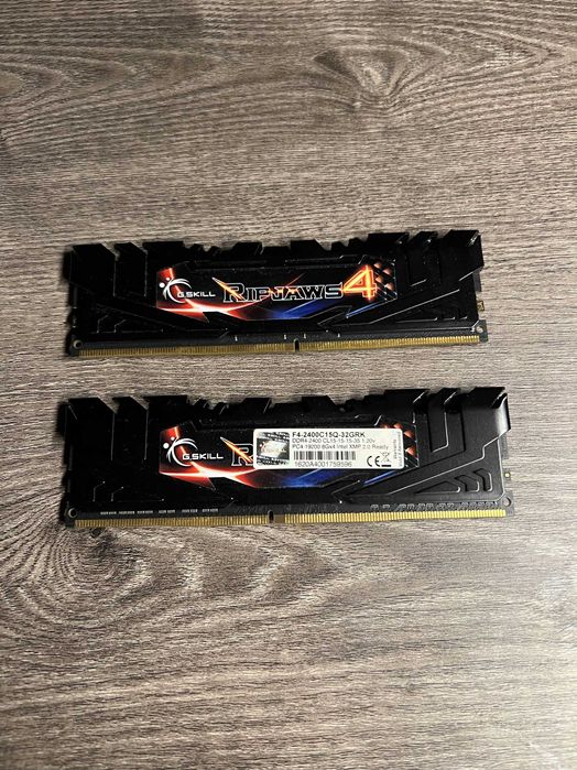16 GB (2x8GB) DDR4 Рам Памет 2400 mhz