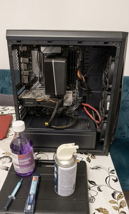 Laptop/PC rece si silentios! Curatare + schimb pastă termică - Sibiu