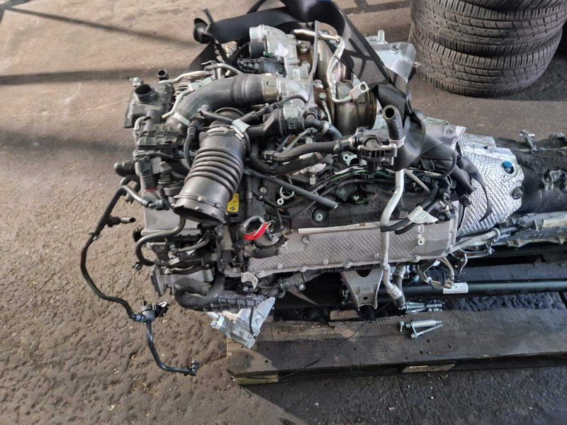 Двигател за BMW X5
4,4 литра бензин 
код на мотора N63B44D