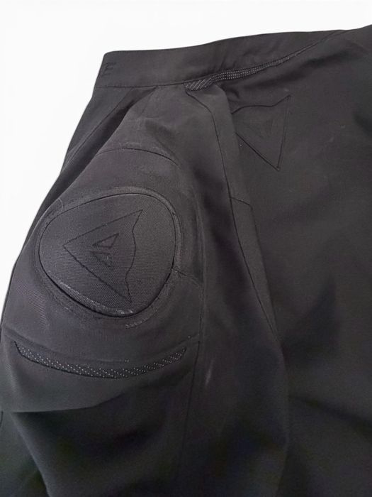 Geacă moto Dainese originală neagră cu protecții + căptușeală