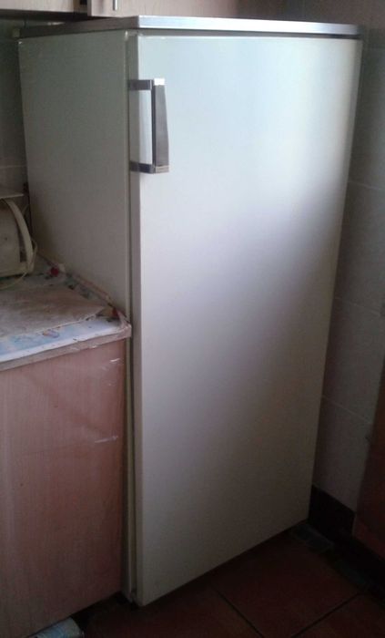 Продаётся Холодильник "Полюс"