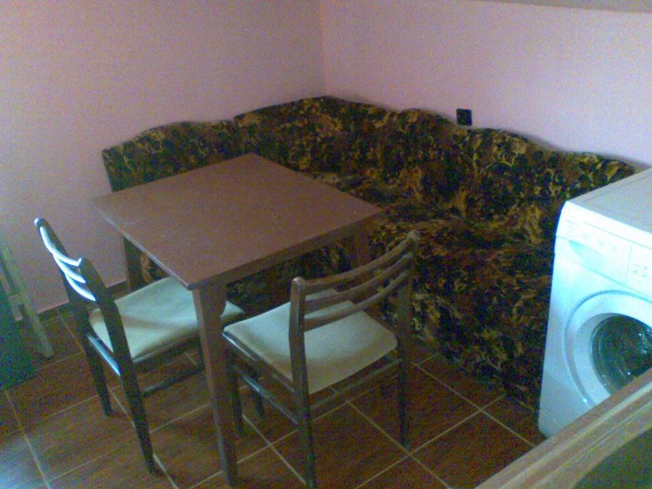 Дава се под наем Едностаен апартамент в София, Гео Милев - 35 кв.м за 357 € - Снимка #2