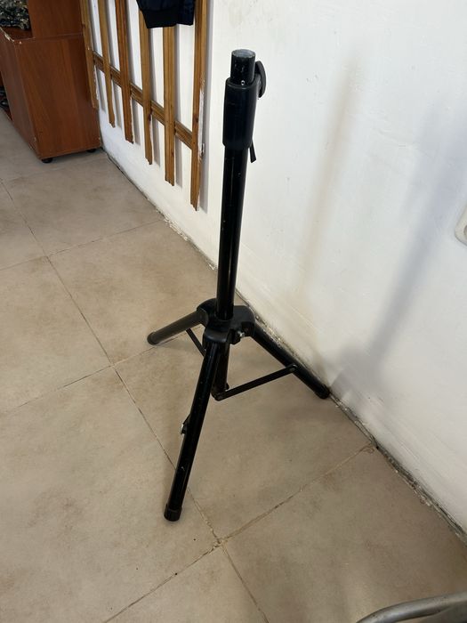 стойка для колонки