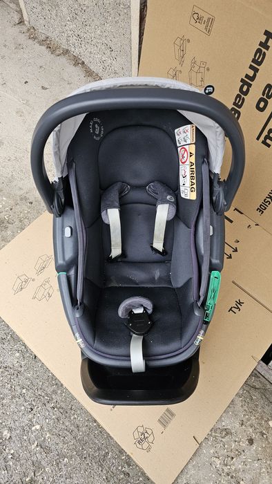 Maxi Cosi Coral + FamilyFix3