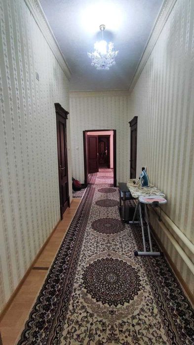 Xovli uy sotiladi Jalair